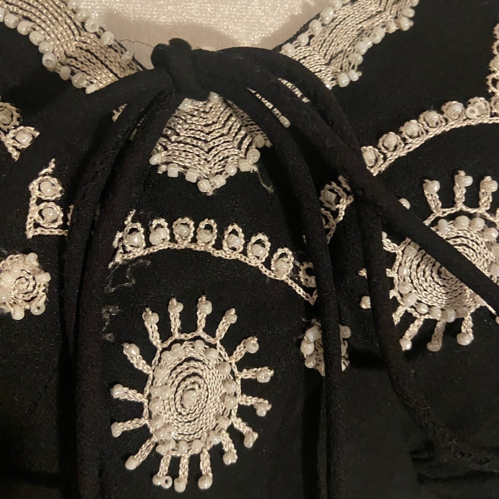 Pappell Boutique Evening XL BEAUTIFUL BLOUSE Beaded with butterfly sleeves . - Picture 2 of 5